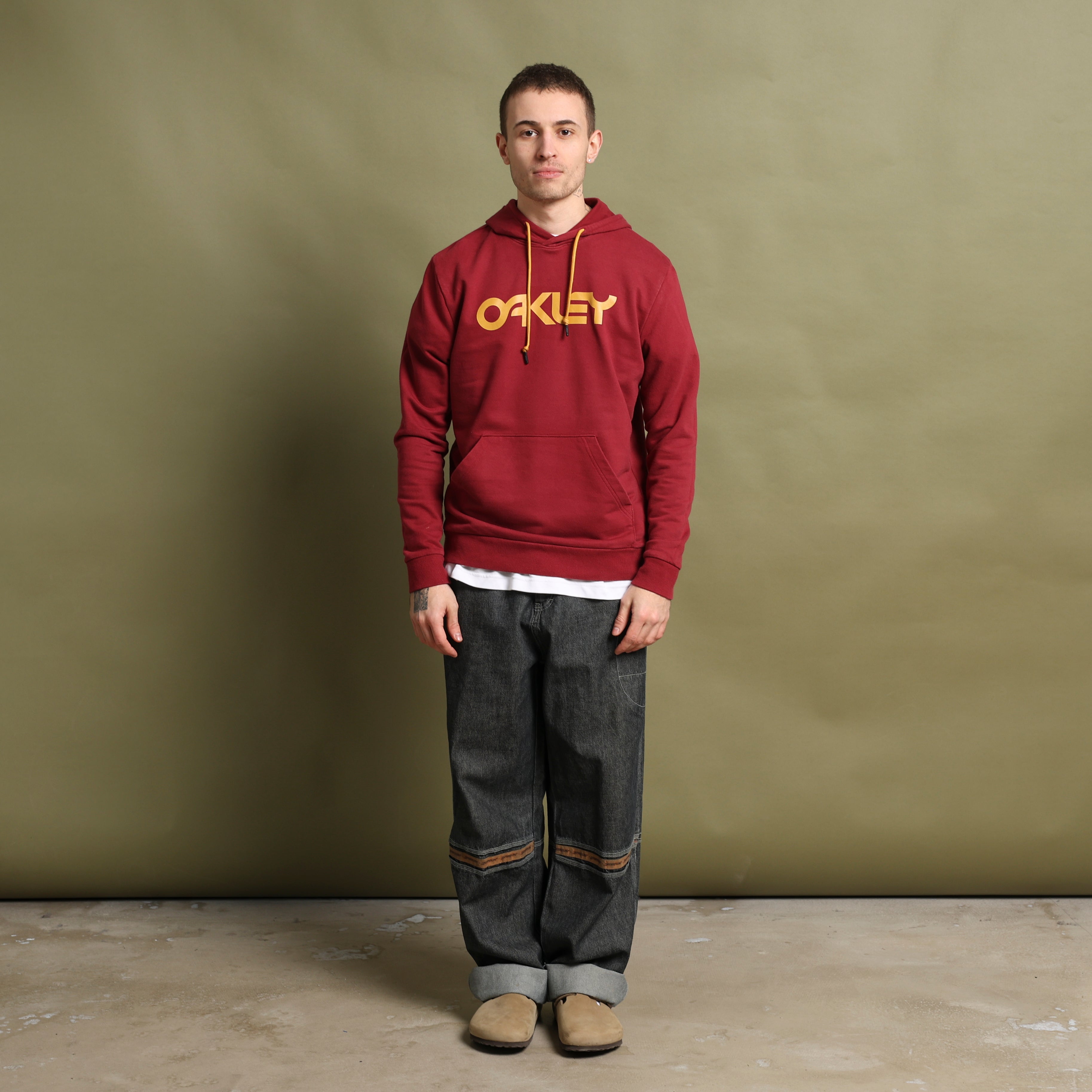 Vintage Oakley Hoodie  S Red Cotton