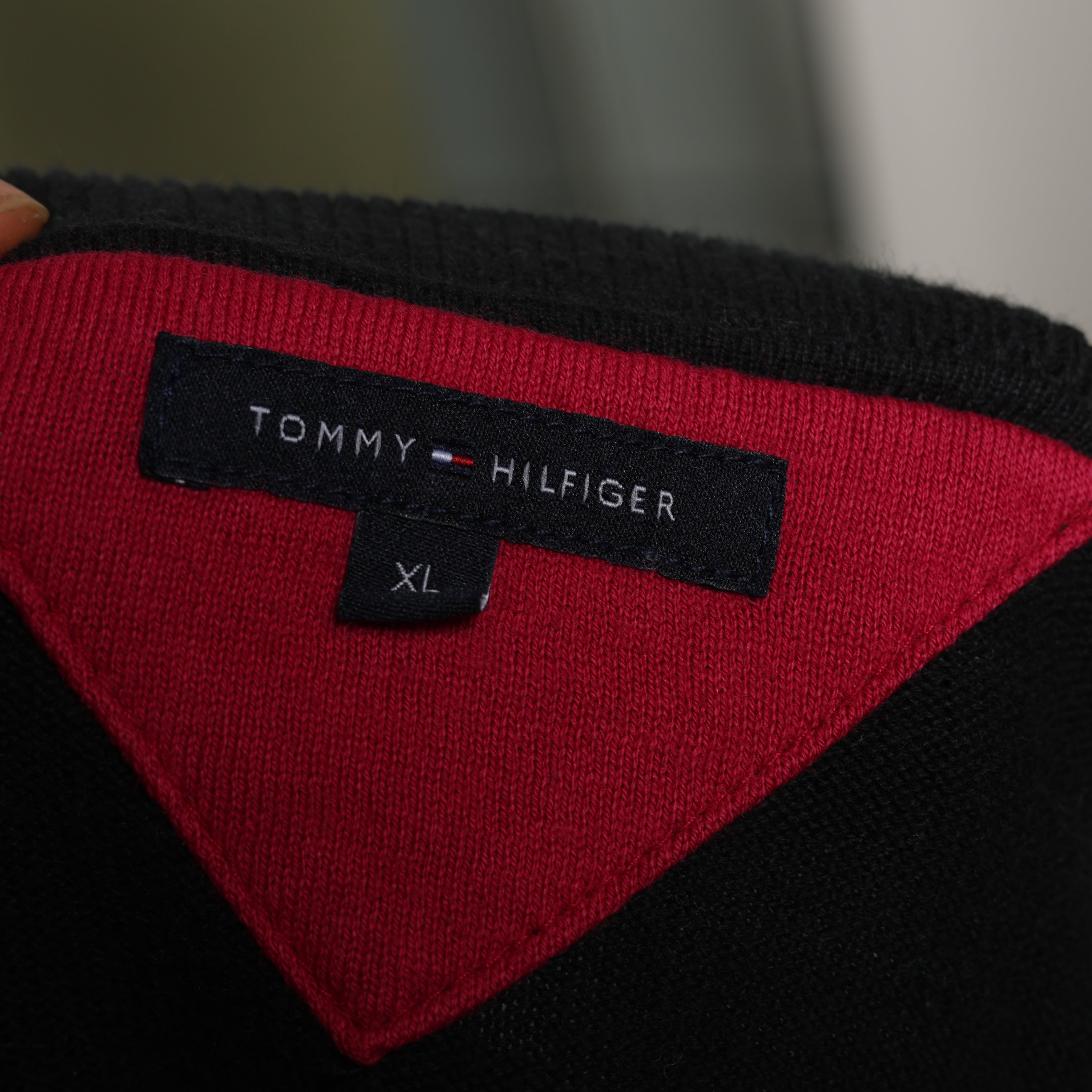 Vintage Tommy Hilfiger V-Neck Jumper  XL Black Cotton