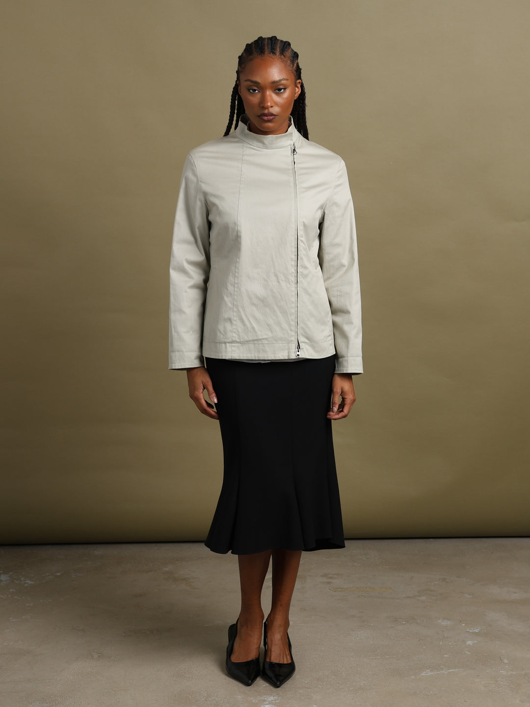 Giorgio Armani Funnel-Neck Asymmetric Zip Jacket Cream Women's M - fabric detail