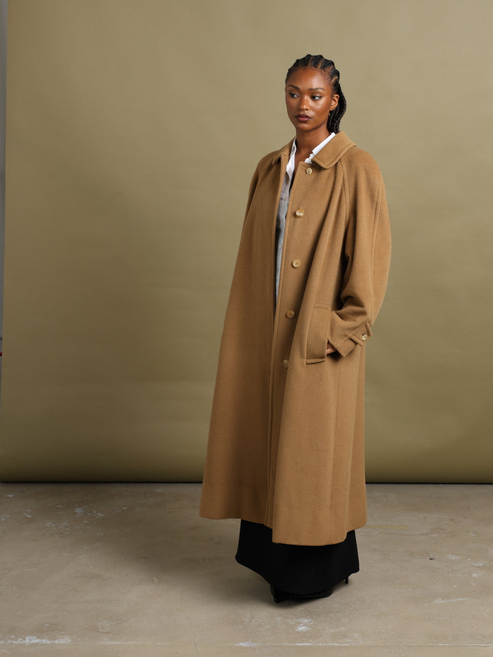 Aquascutum Overcoat Camel Women's XL - fabric detail